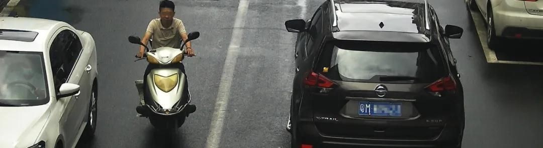  头盔|共17人！梅州大埔交警曝光新一批骑摩托不戴头盔人员