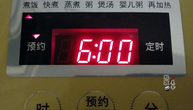 做法|这早餐上桌秒光,抗饿又解馋,做法超懒人,1拍1捏,1分钟做10个