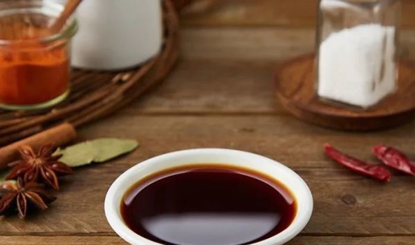  黑色素|酱油吃多了皮肤会变黑？错！一些食物才会让你越吃越黑