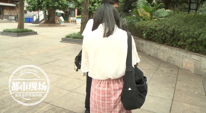 痛哭|接了一个电话，女老师损失5万8，痛哭：利息都还不起