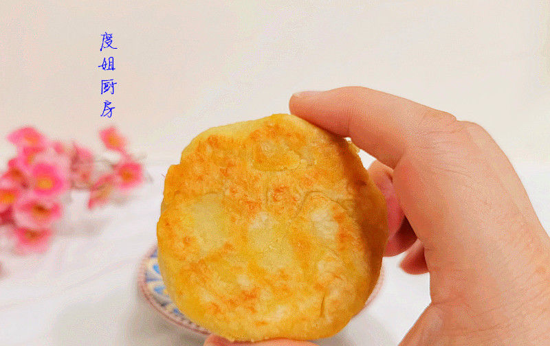  芋头|8月该吃的菜，遇到我必买5斤，做成早餐饼，超级好吃，比吃肉还香