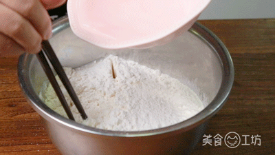  烫面面团|和面用热水还是冷水？超实用的干货帖，学做中式面点，成功一大半
