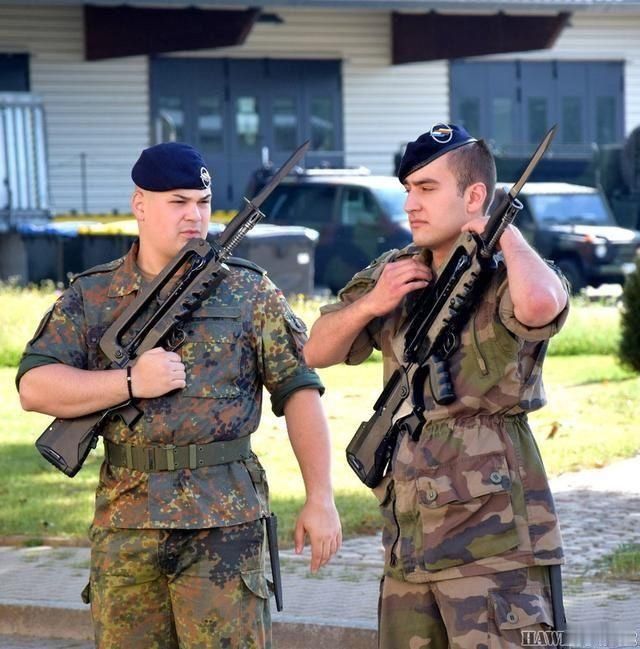  考核|集腋成裘：越南军官考核拿出最好AK 日本枪械作家的“致命吐槽”