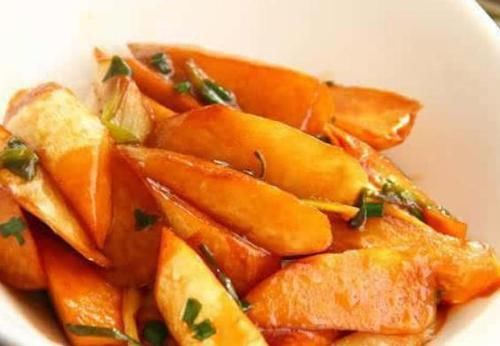 开胃|这菜含有十几种氨基酸，夏季炒着吃，润肠解暑又开胃，很难见到