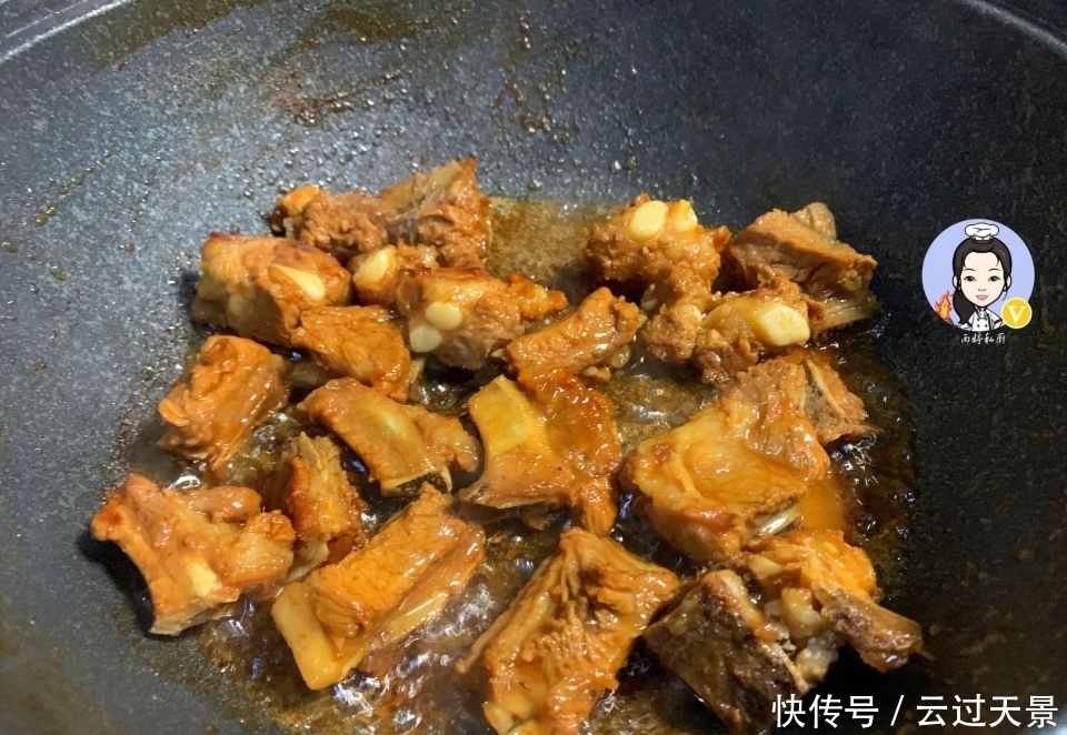 排骨|反复提醒,排骨别焯水!饭店都这样操作,排骨嫩滑多汁,太好吃了