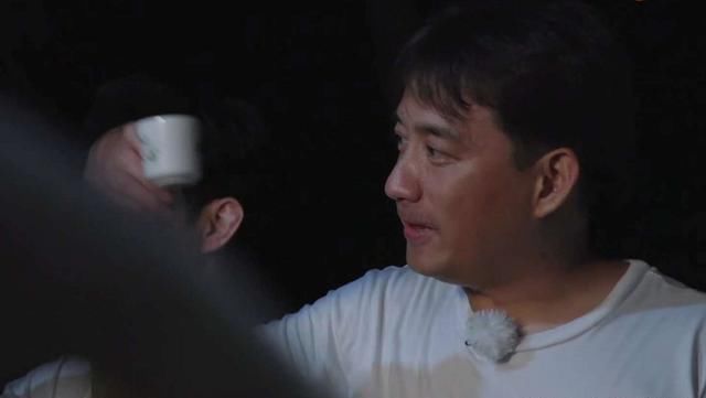 凌晨|论综艺节目喝酒唠嗑,我只服《向往的生活》,一直喝到凌晨三点