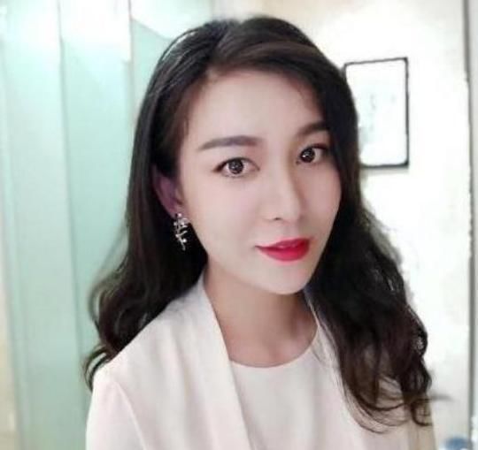  档综艺节目|非诚勿扰无臂女孩，与小伙牵手成功，下台紧接被甩的她怎样了？