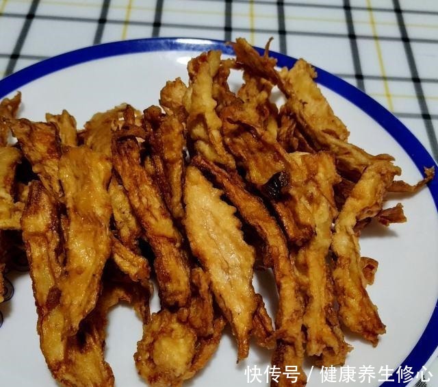 下酒|香炸酥脆杏鲍菇,馋死人了,下酒、当小零食都好吃