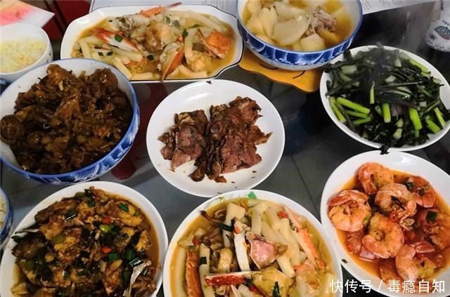 上桌|第一次陪男友回家,我下厨做一桌菜,上桌后准婆婆说他找对人了!