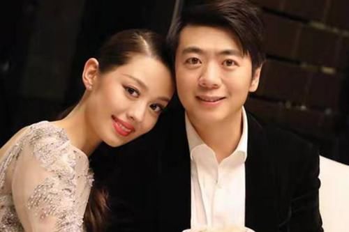  综艺|郎朗吉娜上综艺就算了，为何还接露天商演？网曝一天收入明白了