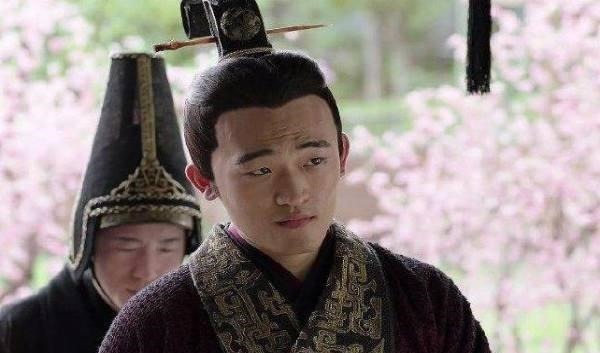 百姓们|奇葩皇帝盘点,没有最差,只有更差