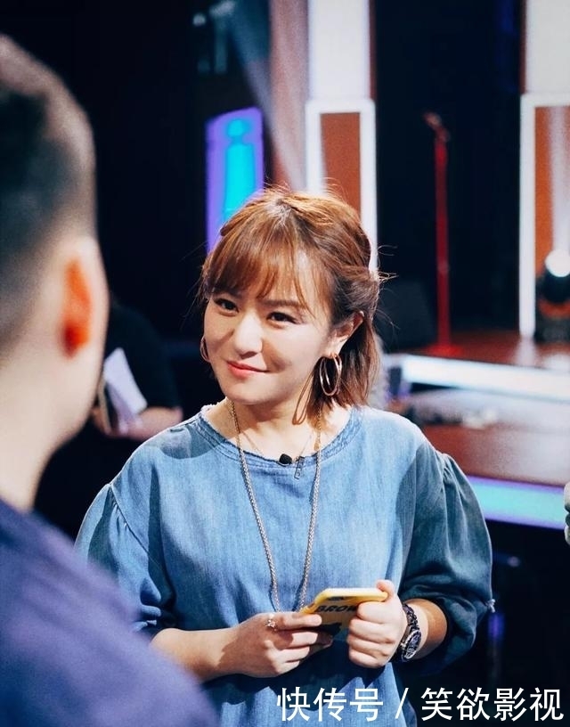 结束|最火脱口秀演员程璐思文,从夫妻做回兄弟,网友:爷的青春结束了