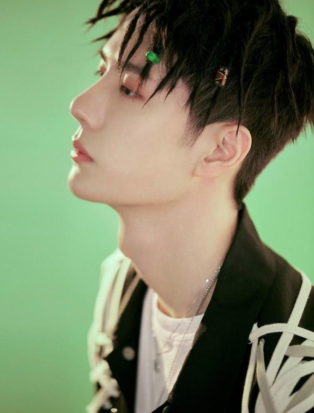  街区|眼光超准！街舞“伯乐”王一博，《街舞3》中超多大神被他发现