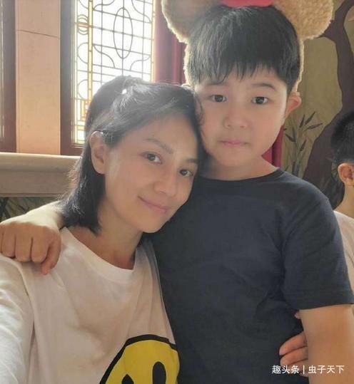  胡可和沙溢|胡可说男朋友胖了要减肥，却不是在说沙溢！沙溢会吃醋吗？