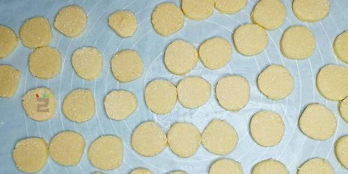  健康|张文宏强调不要吃垃圾食品，教你用椰蓉做美味小吃，健康零添加