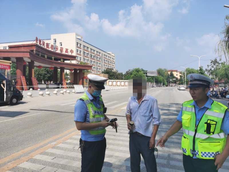  交警|桐柏交警：高考期间男子驾驶噪音摩托车闯限行