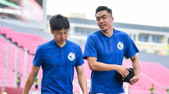 首发|赵一脚紧盯伊沃,哈姆西克遭“雪藏”?首发11人3位置有变化