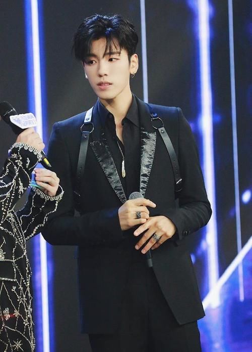  元气|巨C易主了？元气满满的弟弟投票超8亿，选手吐槽引爆笑