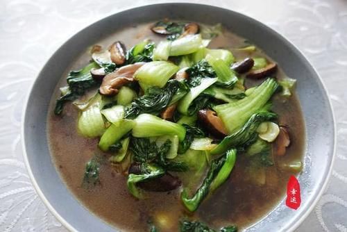 香菇|天热不想吃荤菜,2个大人一个小孩,家常菜炒3个都吃美了