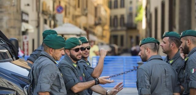 军队中最|这个兵种坚决不能惹，狠起来连自己人都不放过，特种兵也得绕道走