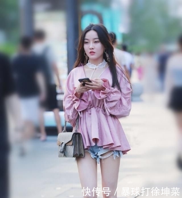 清爽|街拍:跟这海风一样,清爽甜腻