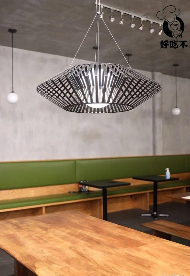  进去|纽约第一家日式油泼面+宝藏小酒馆新张！进去的居然都被上了一课？