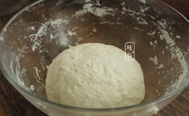  早餐|快立秋了，早餐饼这样做营养更足，皮薄馅多又美味，家人喜欢吃