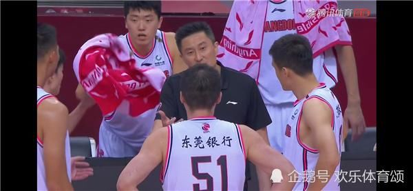  场比赛|打了1分钟就被换！CBA复赛收官战最大笑料来了，杜锋，你的心好狠啊