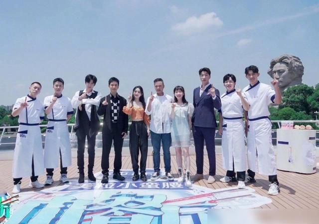  明星|《中餐厅》菜品价格，蛋炒饭价格引网友热议：导演，你出来