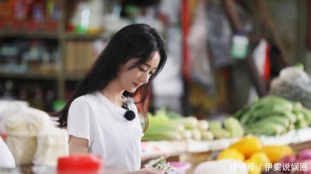 档综艺节目|《中餐厅4》第一期赵丽颖就情绪崩溃,网友:只怪她太负责!