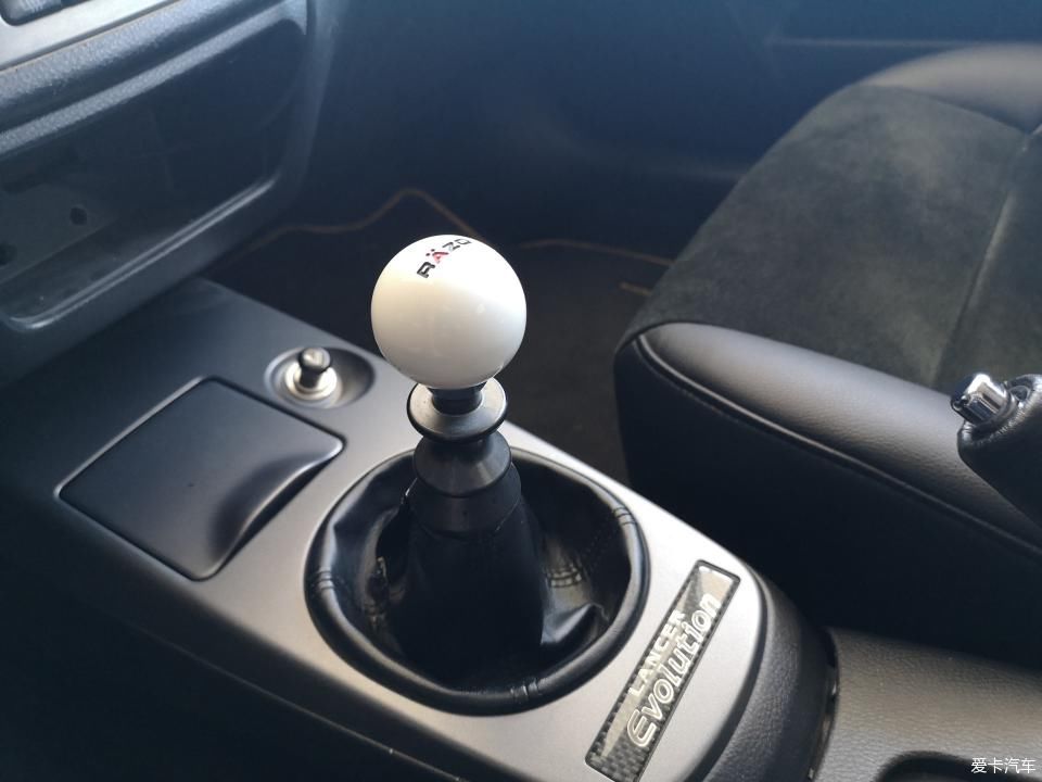  真的|【玩车攻略】情怀至上“大街霸” 柠檬黄EVO9 我真的酸了