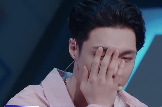  毛巾|《街舞3》第二轮，krump舞者全淘汰？张艺兴捂脸沉默