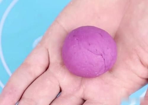 紫薯|在家教你做紫薯椰蓉甜甜圈,简单营养,甜香软嫩,孩子特喜欢