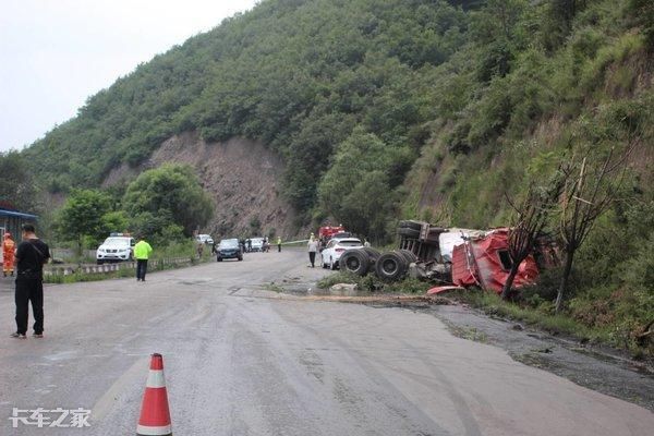  事故|1个月3起车祸，同样长下坡刹车失灵，为啥有人死亡有人只是轻伤？