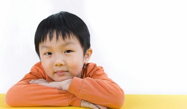 轻松|羡慕别人家孩子情商高?掌握培养四步法则,轻松养出“高情商娃”