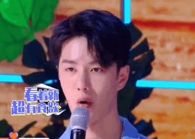  小朋友|《天天向上》预告：王一博新发型首亮相，6大美食变吃播，一口包汉堡好实诚