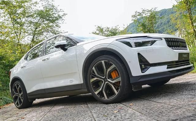  小白|开着电动车下赛道！Polestar 2能给“赛道小白”带来哪些惊喜？