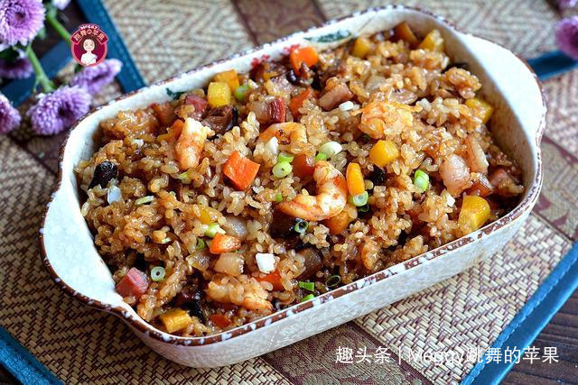 懒人|好香的懒人蒸饭,饭菜同时出,颗颗香到饭芯,不饿都能吃2碗