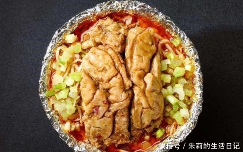 上价|烧烤中的“隐形贵菜”,造不了假还卖不上价,吃得越多老板越心疼