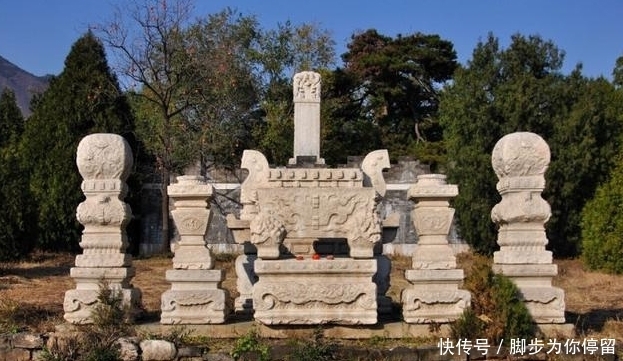  死去活来|崇祯死后，有个外国人跑到他的墓前，哭的死去活来，绝食七天而亡