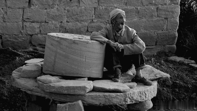 大爷|北方人为啥喜欢把父亲叫“大”?有些地方,还有把母亲叫“姐”的