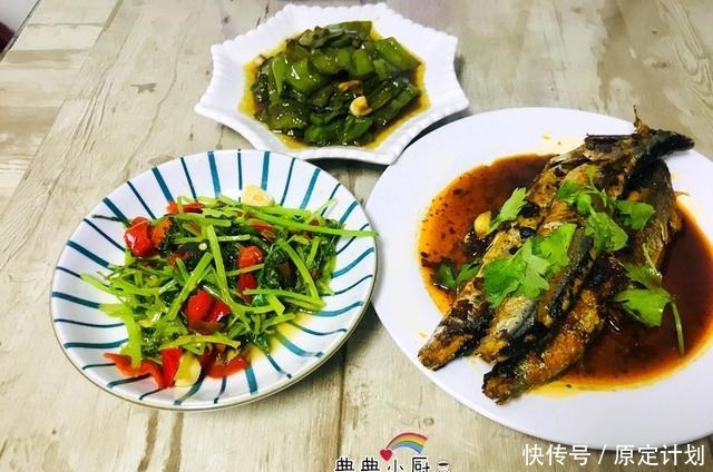 偷懒|晒一下我们的午餐,三伏天不偷懒,生活不易自己给自己加点甜!