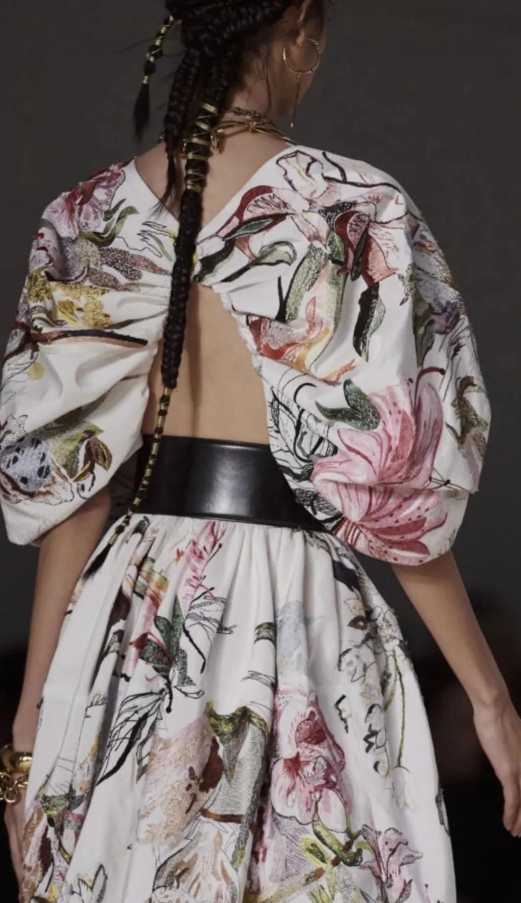 细节|时装背部细节表现丨绝对不能敷衍的背部设计