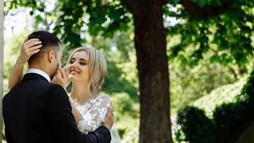 跟你结婚|婚前谈彩礼教程：让你们在谈钱同时还更相爱的方法