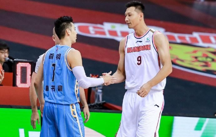  易建联|CBA半决赛G1广东VS首钢4大看点，易建联缺阵能否成为比赛胜负手？