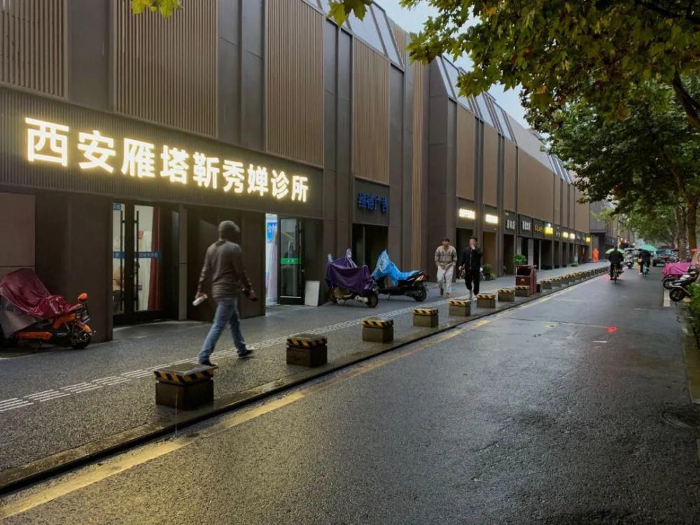 馆子|师大家属院对面的苍蝇馆子，每家5张桌，资深吃货才知道！