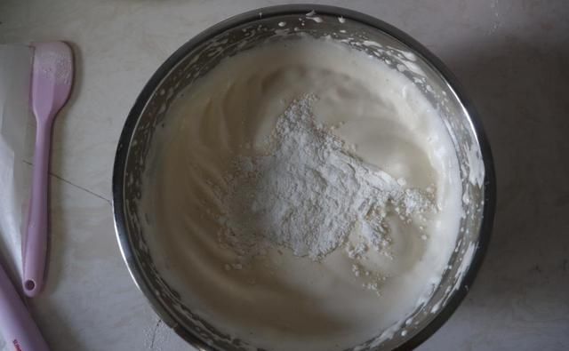 朴实|北方传统糕点“槽子糕”,用料朴实,香味浓郁,是儿时难忘的味道