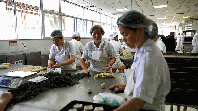 缺斤短两|分量少了？余杭知名品牌，被爆料“缺斤短两”！网友却一致点赞......