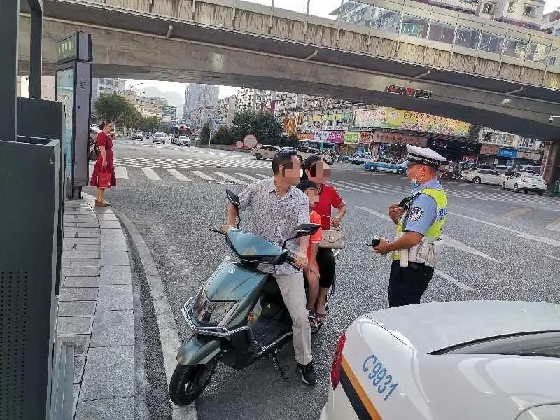 汇川|这些“五花八门”的电动自行车交通违法，汇川交警“亮剑”严整治