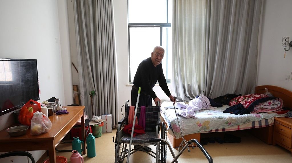 晚年|靠子女靠老伴靠钱都是假?八旬老人坦言:晚年,靠这4样才是真